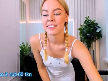 Nude cam girl moon__flowers image #2619292