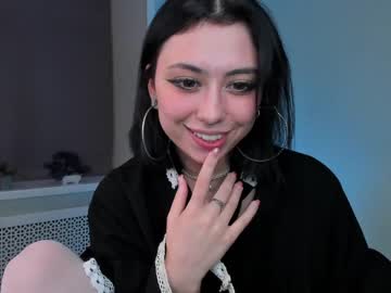Nude cam girl caramelle_al_lampone image #6270180