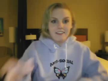 Nude cam girl cutiekatie3273 image #1209043