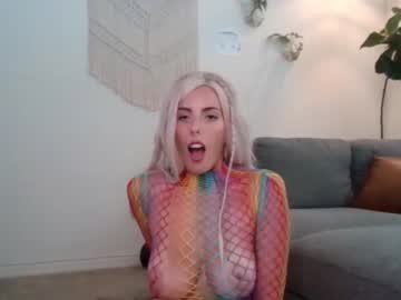 Nude cam girl catberg image #2141968