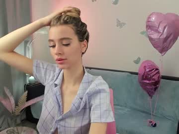 Nude cam girl aria_muv image #2744575