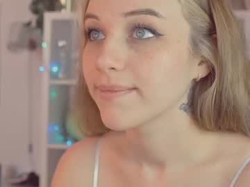 Nude cam girl mia_milagros image #1332990