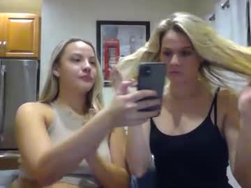 Nude cam girl varsitybaby000 image #513717
