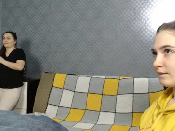 Nude cam couple renae_tom image #719371