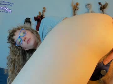 Nude cam girl sistinehashands image #1257859