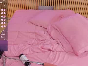 Nude cam girl little_effy18 image #6299404