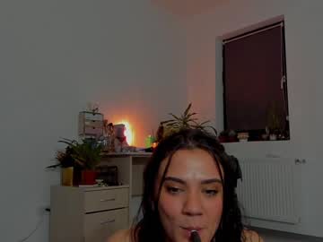 Nude cam girl charlotte2896 image #1271858