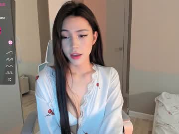 Nude cam girl hee_jin image #5619333