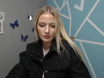 Nude cam girl shy_zorii image #1284429