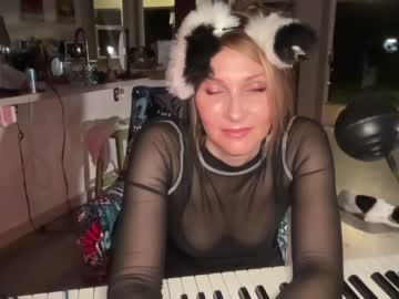 Nude cam girl kaileeshy image #2983254