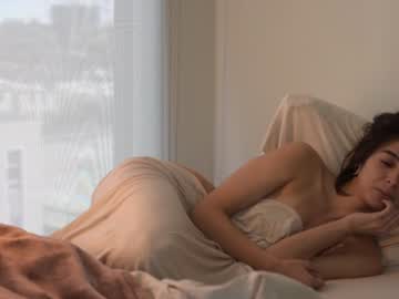 Nude cam girl lizmreow image #963243