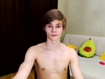 Nude cam man leon_lan image #1762235