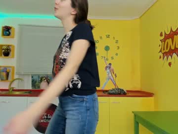 Nude cam girl carolineprise image #680885