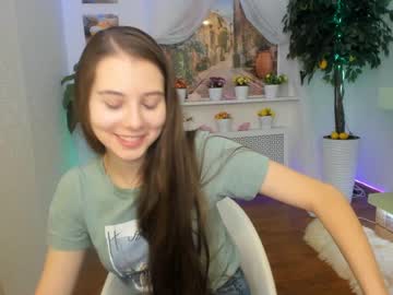 Nude cam girl carolineprise image #658350