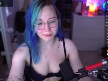 Nude cam girl blue_mooncat image #4694348