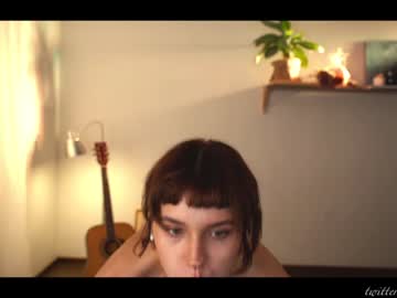 Nude cam girl luna_ai image #2937091