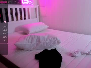 Nude cam girl chanlia image #2203017