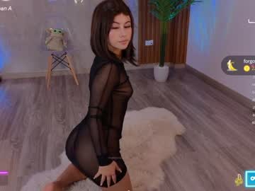 Nude cam girl gigi_ulala image #5009787