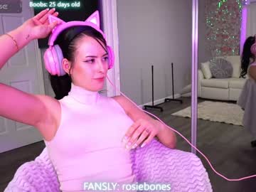 Nude cam girl rosiebones image #6894852