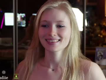 Nude cam girl bestblondiiecb image #6077178