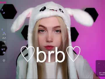 Nude cam girl small_blondee image #4280465