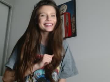 Nude cam girl isia_slay image #2340986