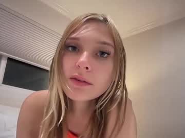 Nude cam girl lucyisla image #6990451
