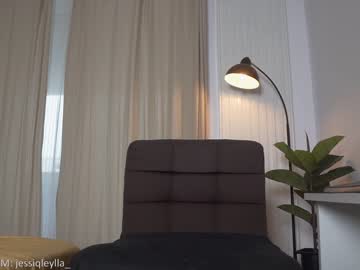 Nude cam girl queen_leylla image #3142515