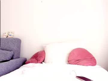 Nude cam girl yumi_uwu image #3641957