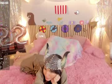 Nude cam girl little_effy18 image #4327818