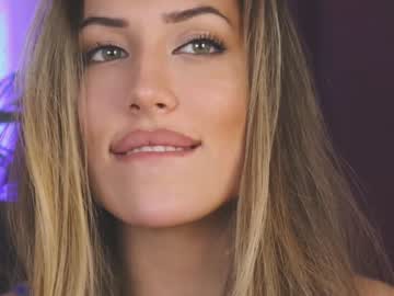 Nude cam girl francescadomi image #2912896