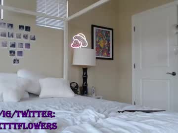 Nude cam girl violetttflowers image #2105598