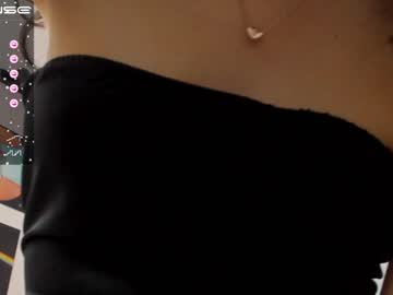 Nude cam girl little_effy18 image #3532814