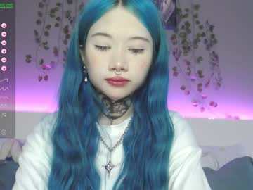 Nude cam girl le_chan image #2464109