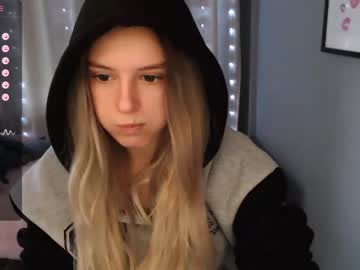 Nude cam girl nensiloon image #5267699