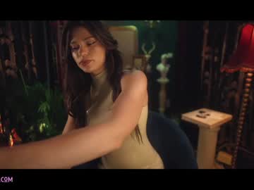 Nude cam girl lucieoude_ image #1999281