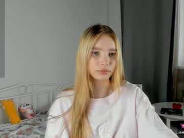 Nude cam girl solsticea image #7037200