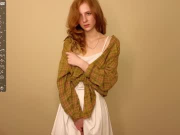 Nude cam girl wowshumm image #4395257