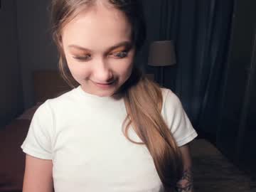 Nude cam girl ventetta_tao image #5190477