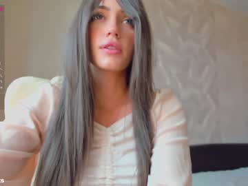 Nude cam girl milena_manin image #2783301