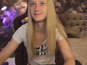 Nude cam girl angeellina image #2177252