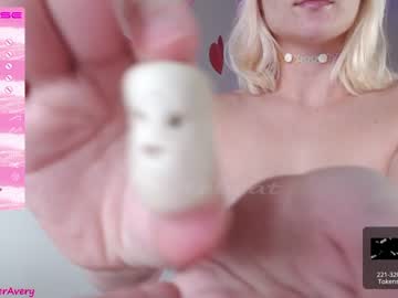 Nude cam girl petitebrat image #3734009