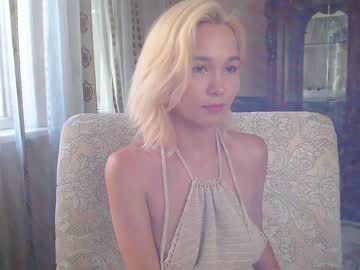 Nude cam girl karinalin18 image #4859683
