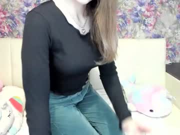 Nude cam girl julieejess image #1207575