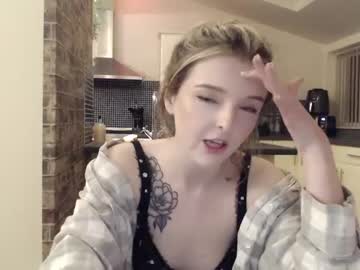 Nude cam girl lucydelovely image #3527181