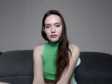 Nude cam girl aziza_kifak image #1513200