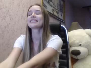 Nude cam girl ariana_777 image #1737833