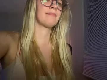Nude cam girl mariah95 image #3242764