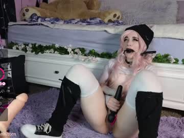 Nude cam girl crimsonkitten image #5030644