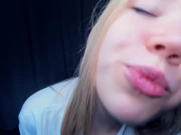 Nude cam girl hug_honestly image #5766164